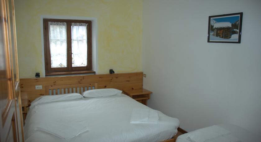 Casa Vacanze Ca' De Val Campodolcino Exteriör bild