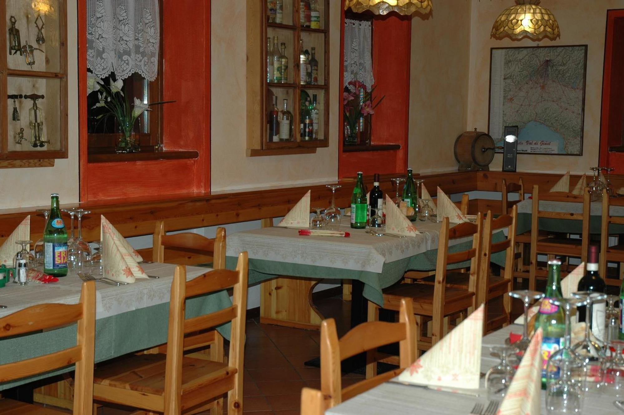 Casa Vacanze Ca' De Val Campodolcino Exteriör bild